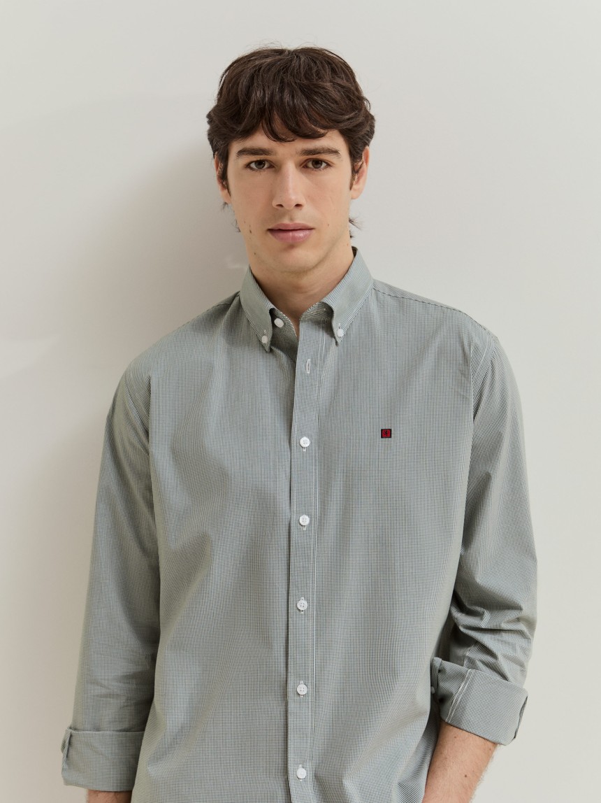 Camisa regular fit com micropadrão
