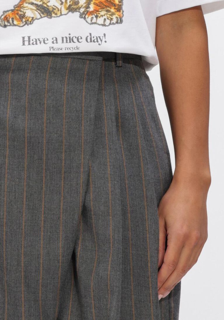 grijze ganni broeken wool stripenwrap shorts