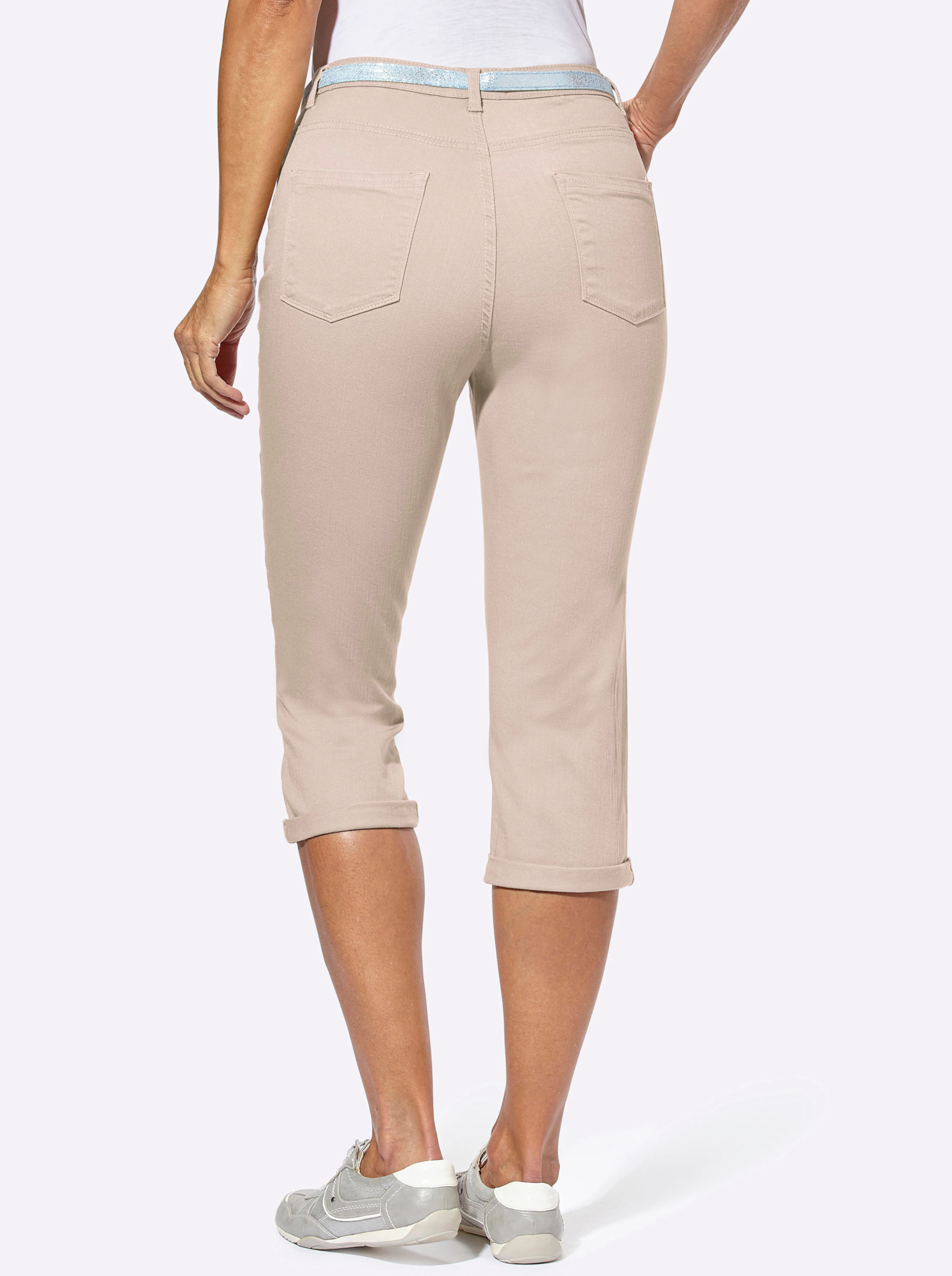 Caprihose in sand
