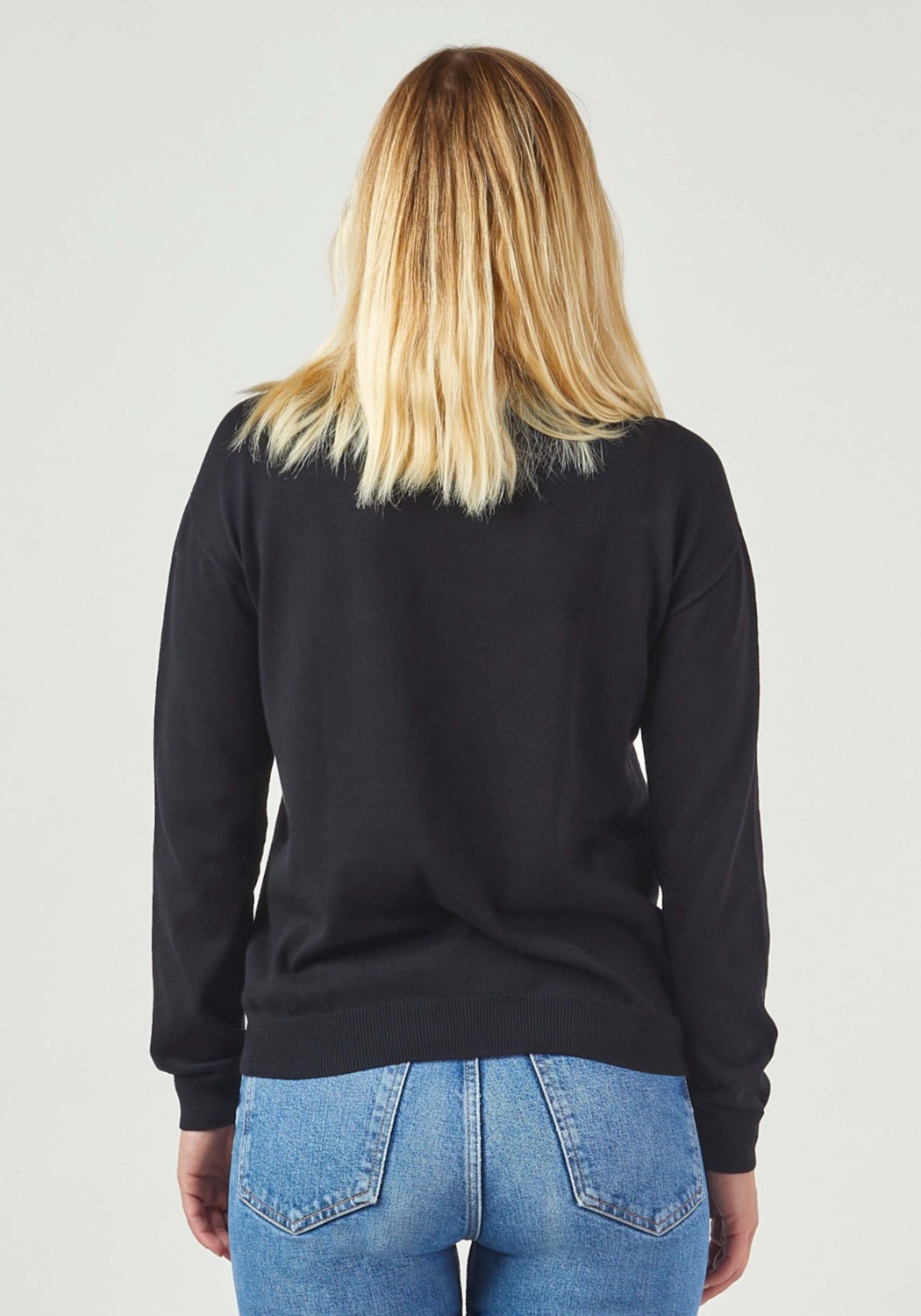 WE ARE ZRCL Pullover Eva Swiss Edition Black