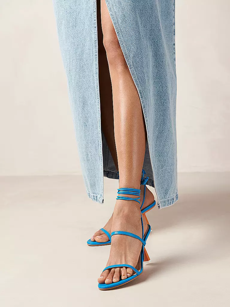 ALOHAS Sandalen KENDRA BICOLOR blau