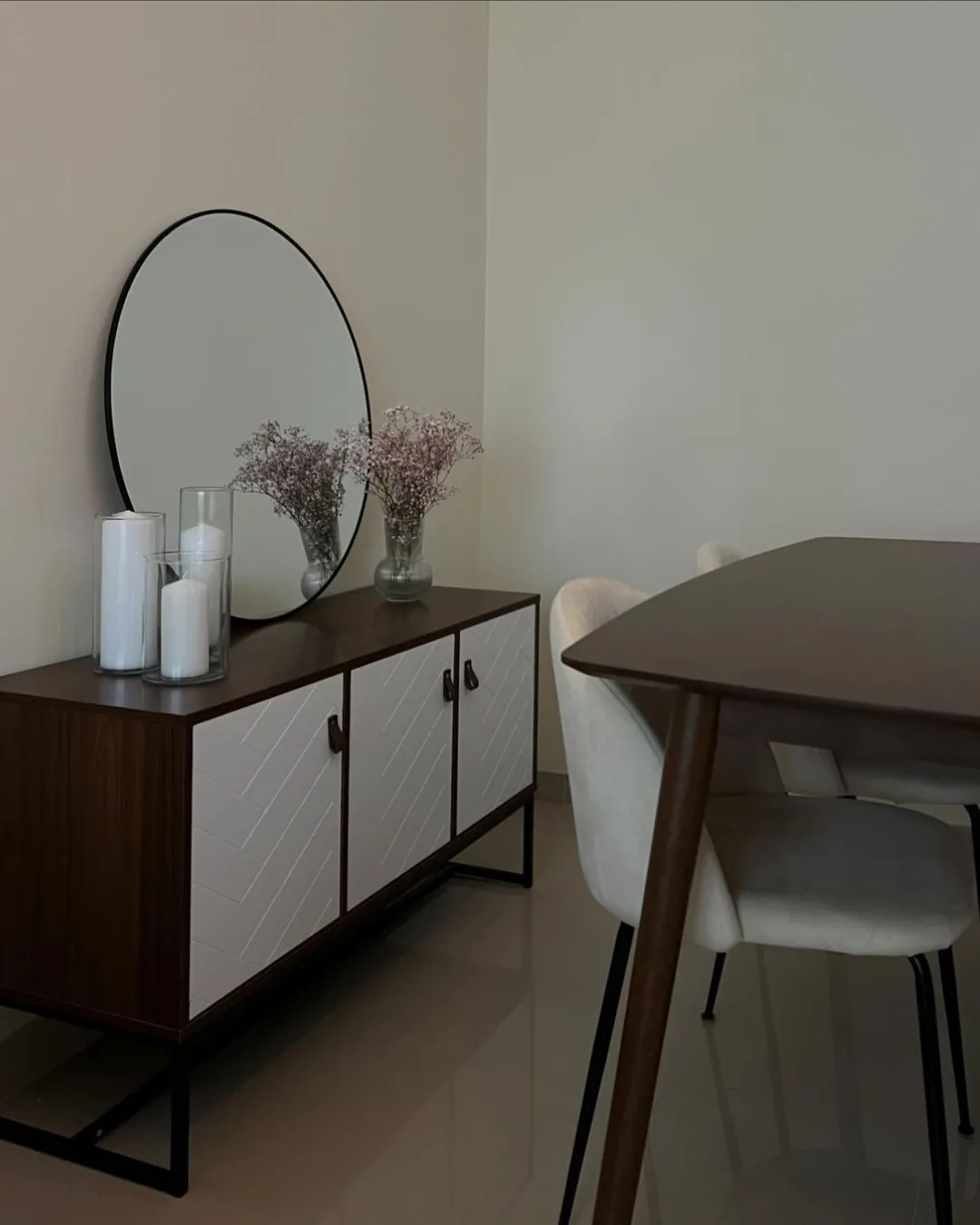 Kast NUEVA Donkerbruin/wit