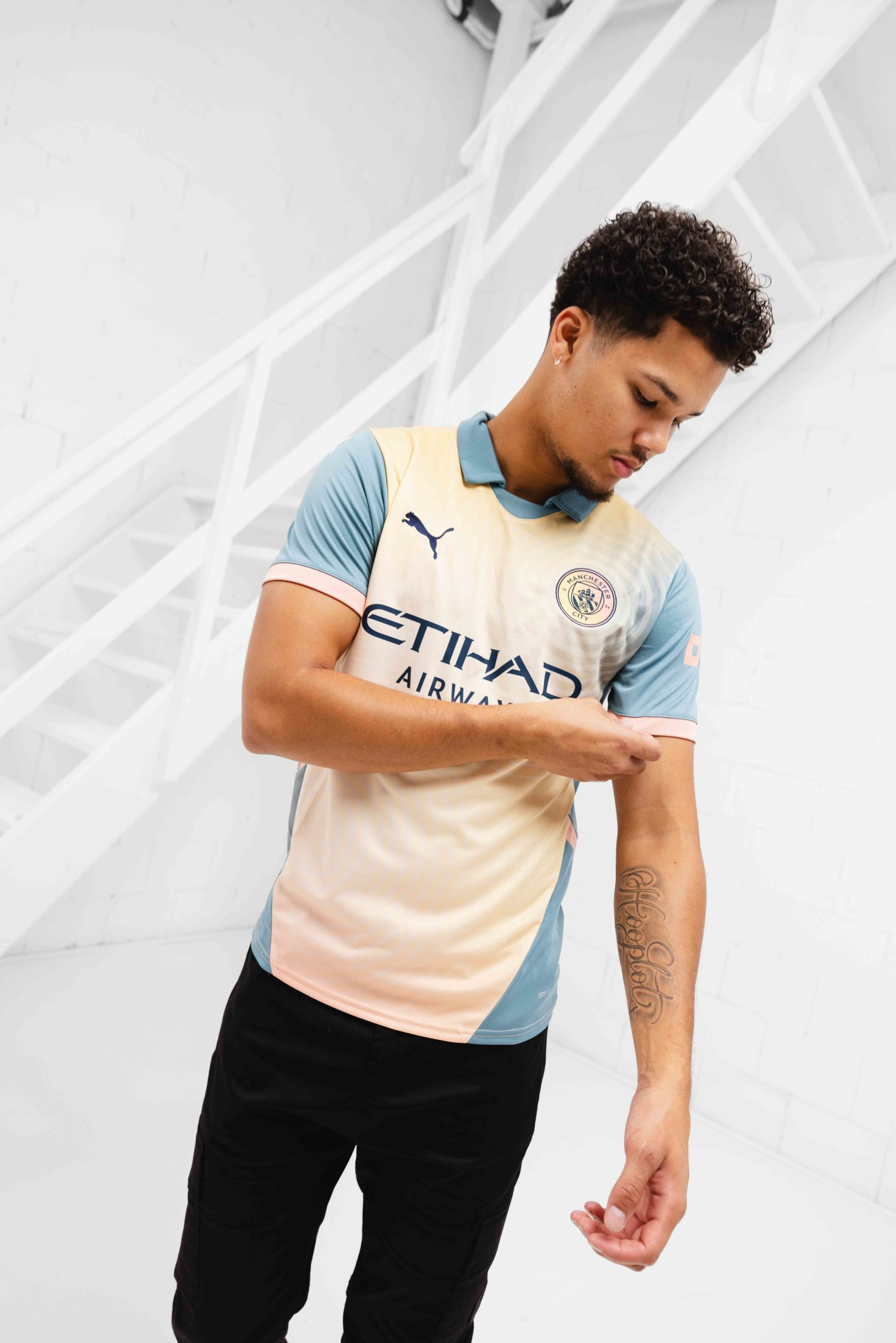 Manchester City 4rd Shirt Senior 2024/2025