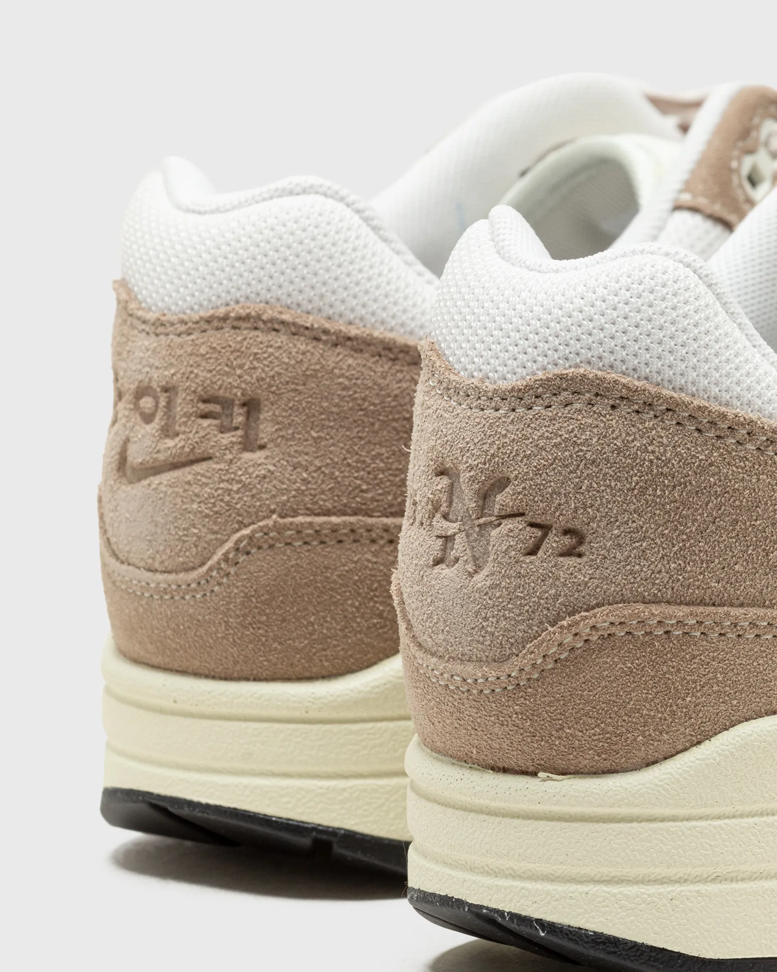Nike W NIKE AIR MAX 1 '87 SE ´Hangul Day´