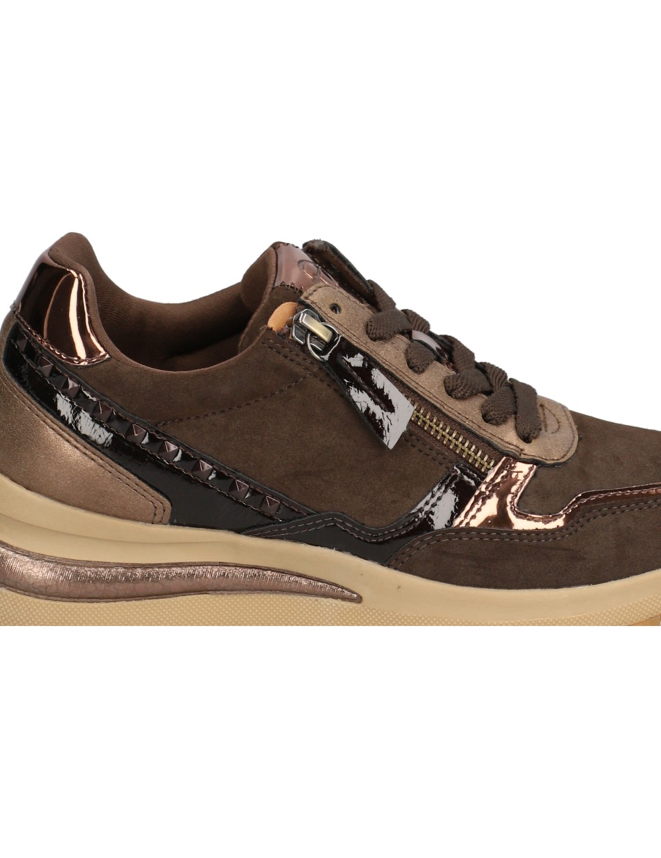 Sneaker