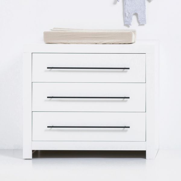 Europe Baby Vittoria III Babykamer Wit | Bed 60 x 120 cm   Commode