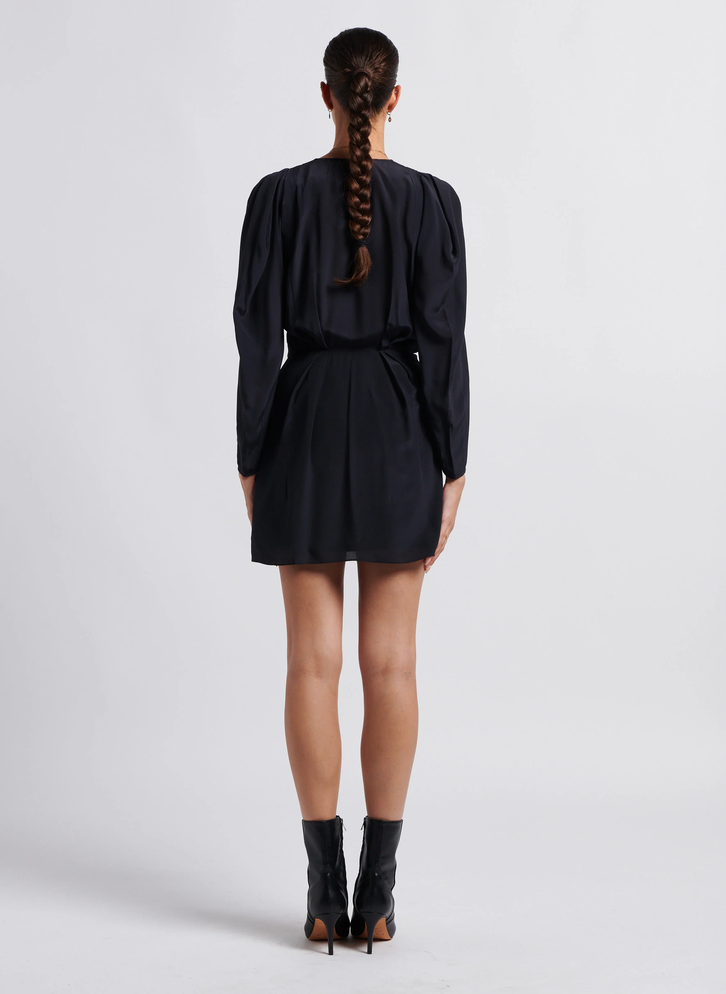 GENARA - Robe courte col v en soie| Noir