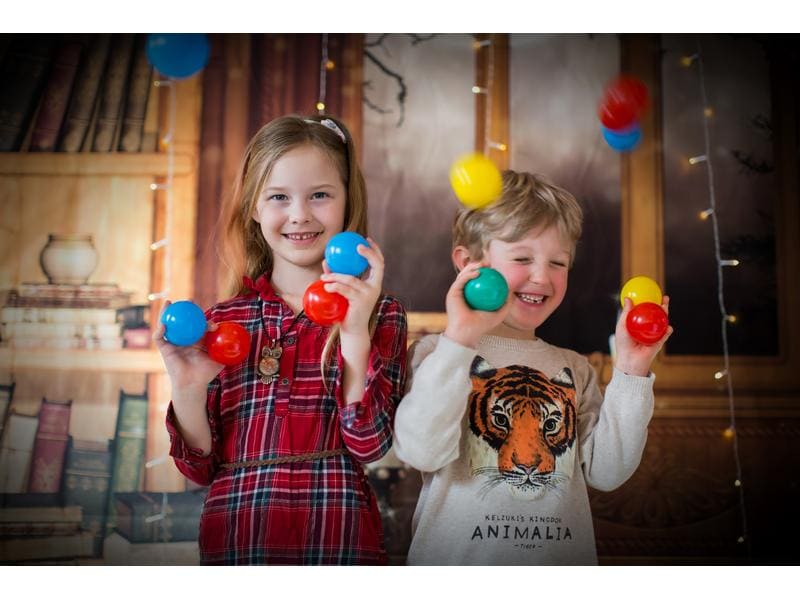 Knorrtoys Bälle Bunt 300 Stück Bunte Plastikbälle ohne gefährliche Weichmacher