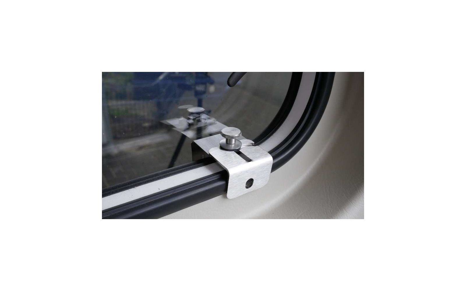 Womo Sicherheitsprofil RK-62 für vorgehangene rahmenlose Fenster