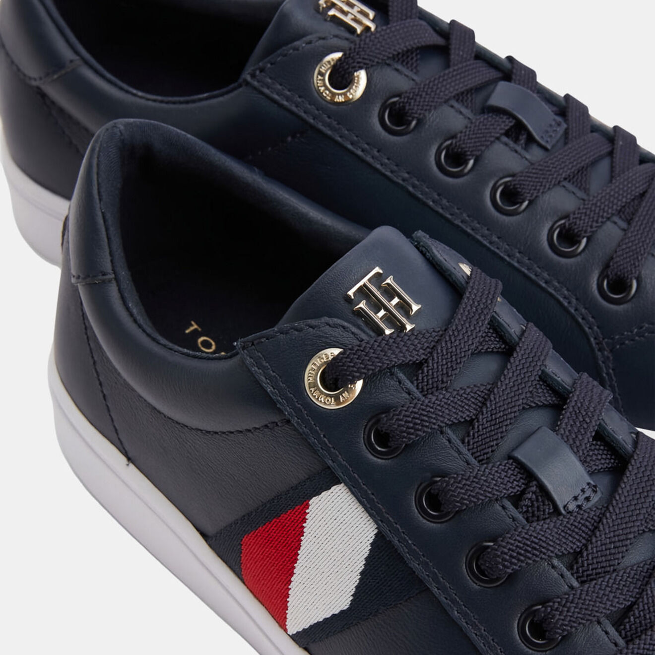 Tommy Hilfiger Baskets en Cuir Corporate Cupsole bleu marine