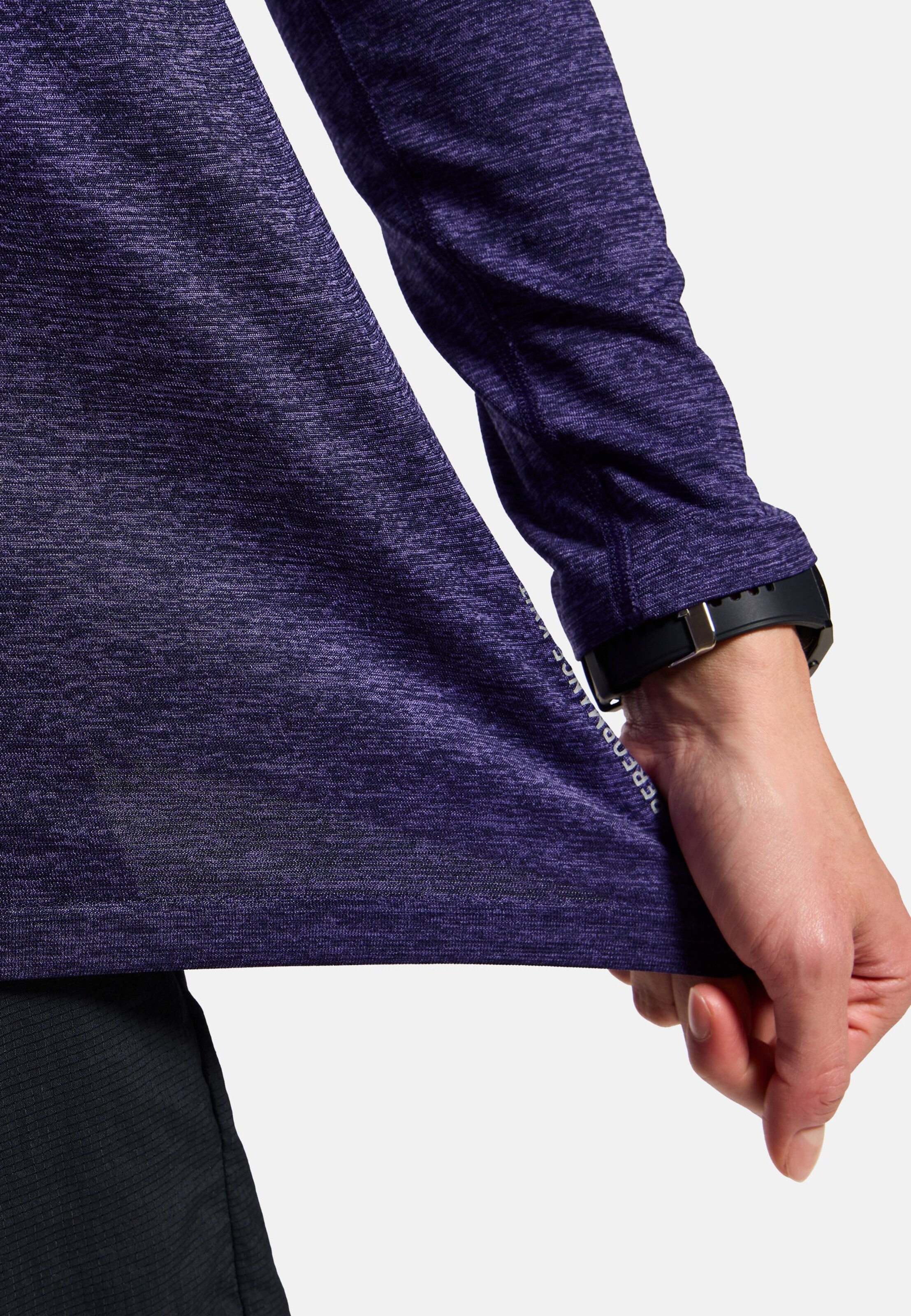 Essentials Seamless Langarm-Laufshirt in eclipse melange