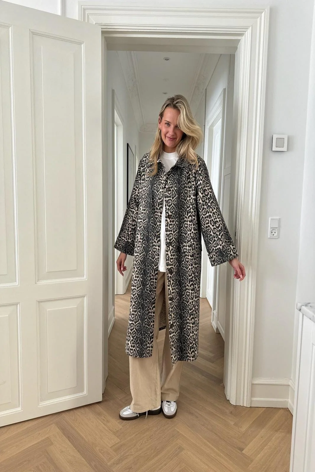 BYIC Trineic Trenchcoat