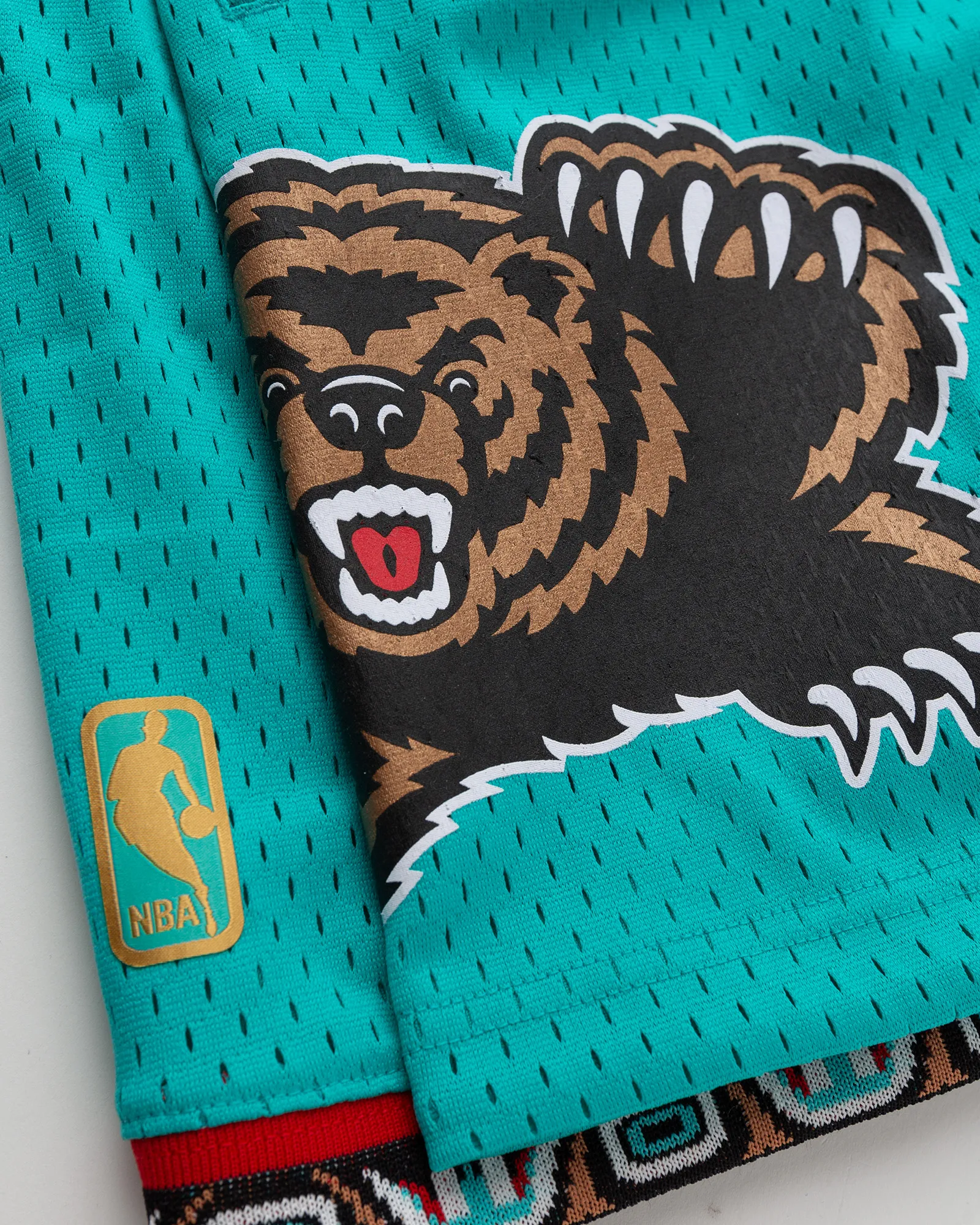 Mitchell & Ness NBA SWINGMAN SHORTS VANCOUVER GRIZZLIES ROAD 1996