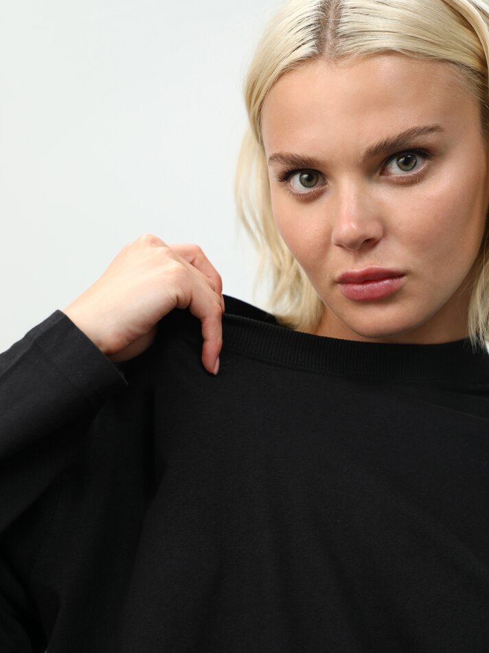 Camiseta oversized - Preta