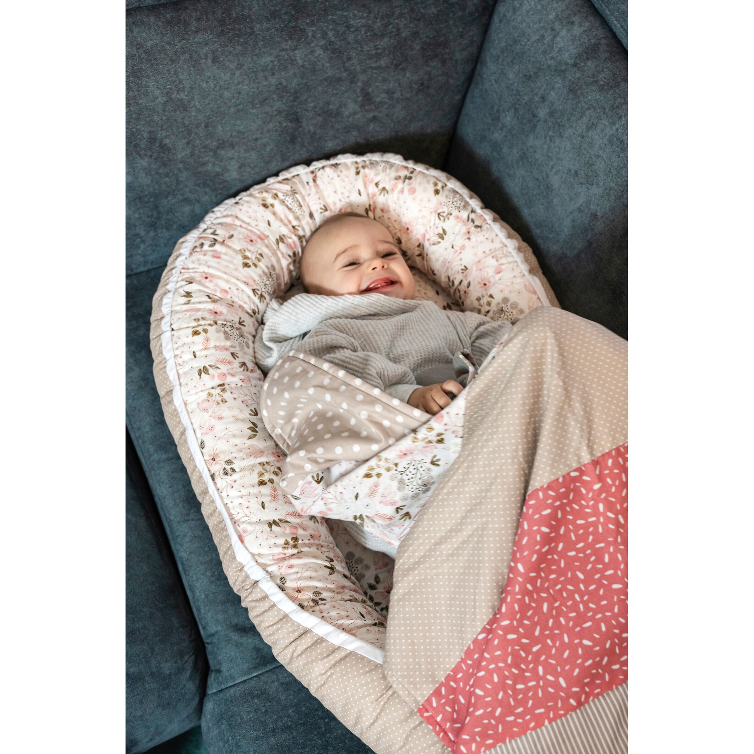Ullenboom Kuschelnest 55x95 cm rosa / Blüten