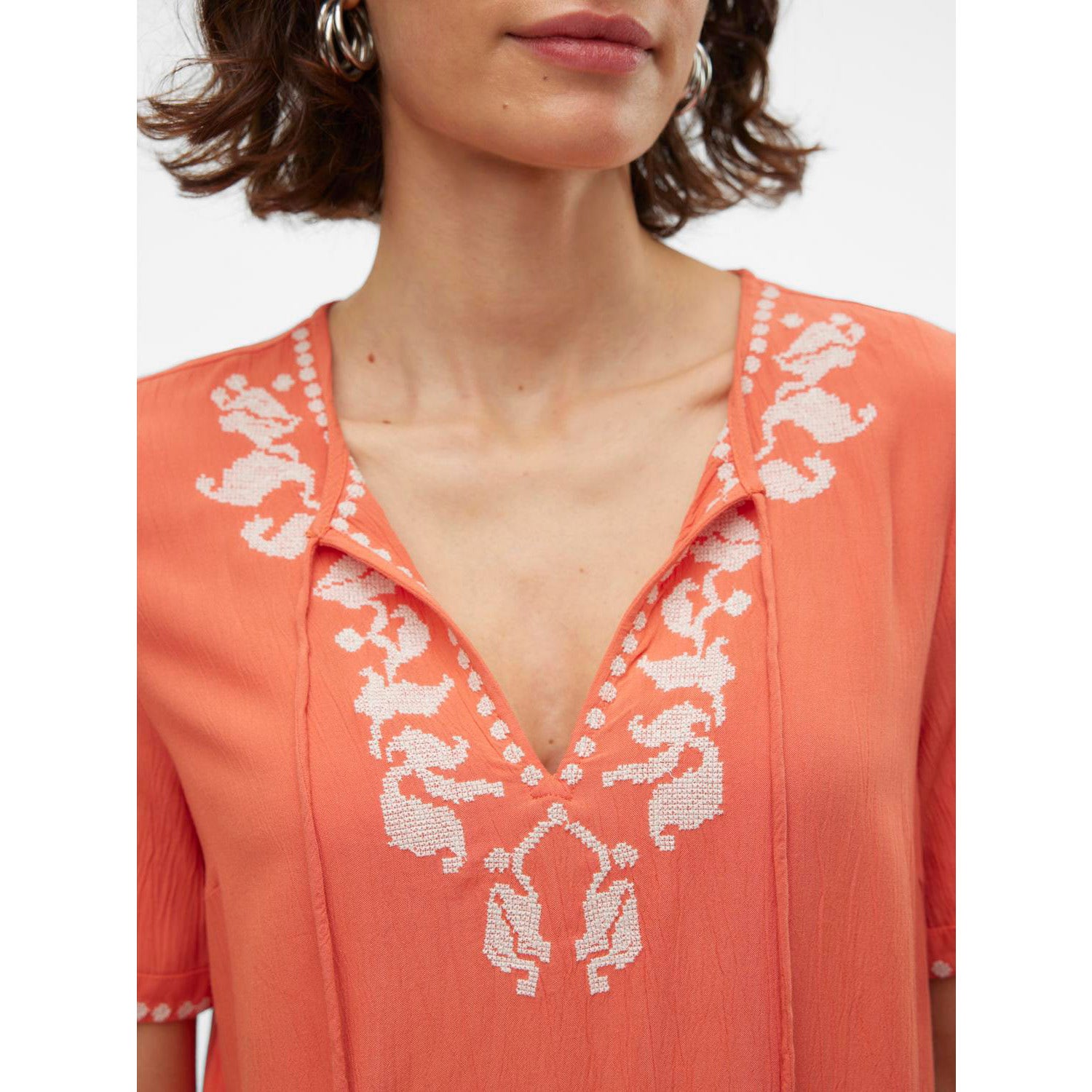 Vero Moda  Svella Short Sleeve V-Neck Top