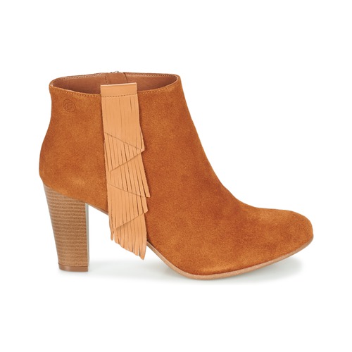 Betty London - GAMI - Camel