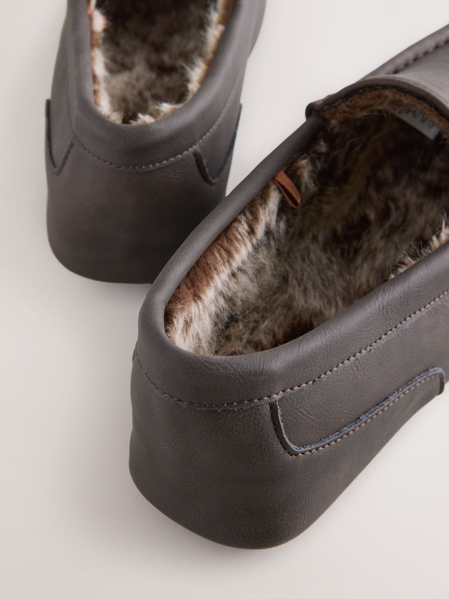 Bruin - Moccasinpantoffels met voering van imitatiebont