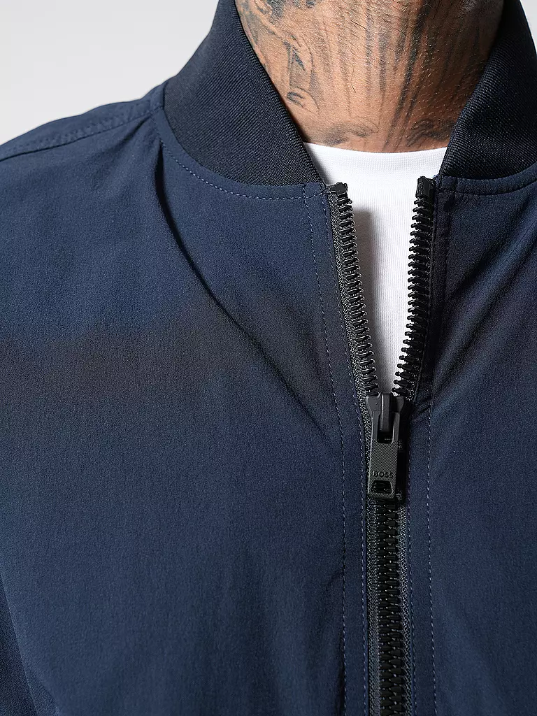 BOSS Blouson blau