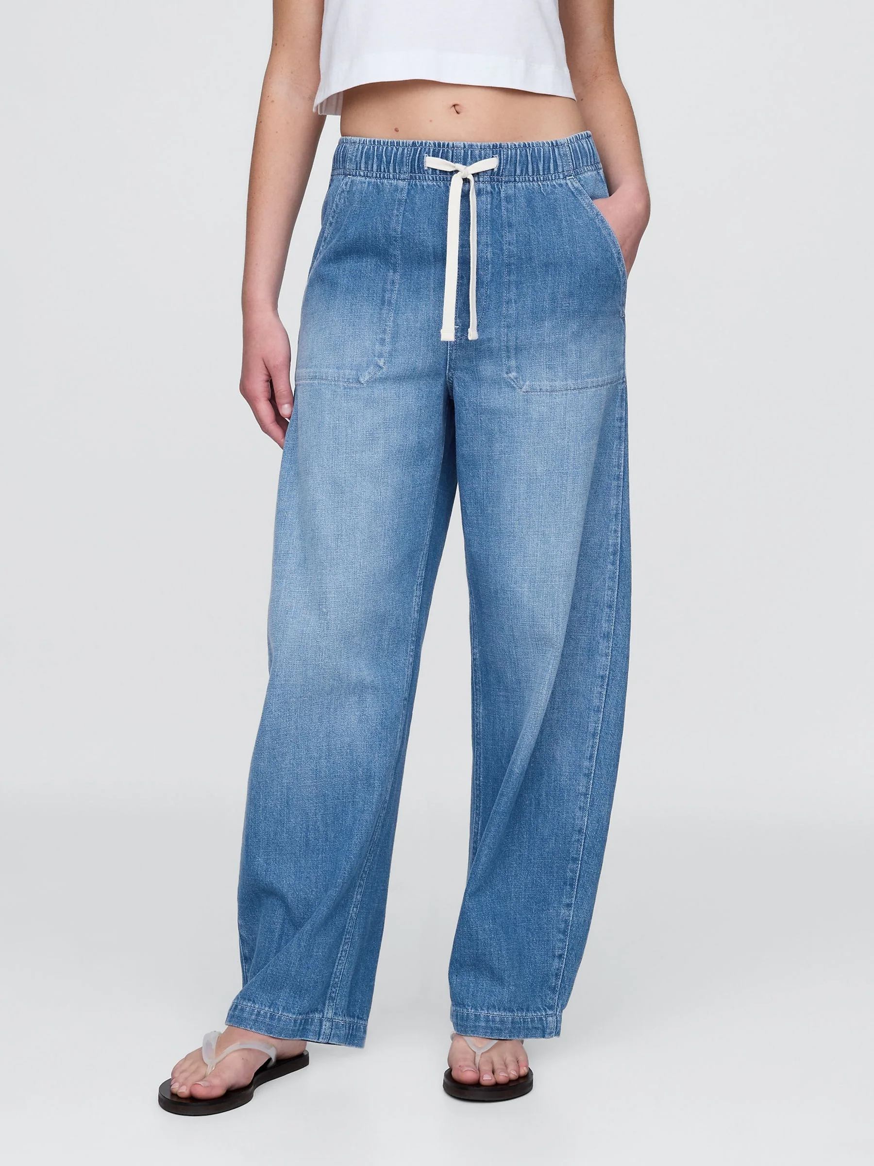 Gap High Waisted Easy Barrel Jeans