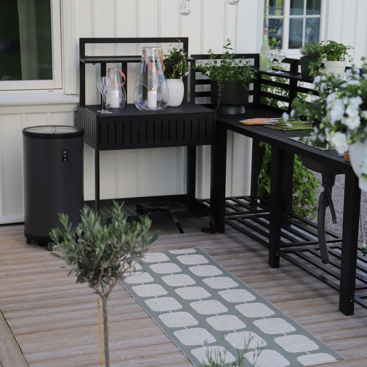 Utekjøkken med oppbevaring 90 x 56 cm