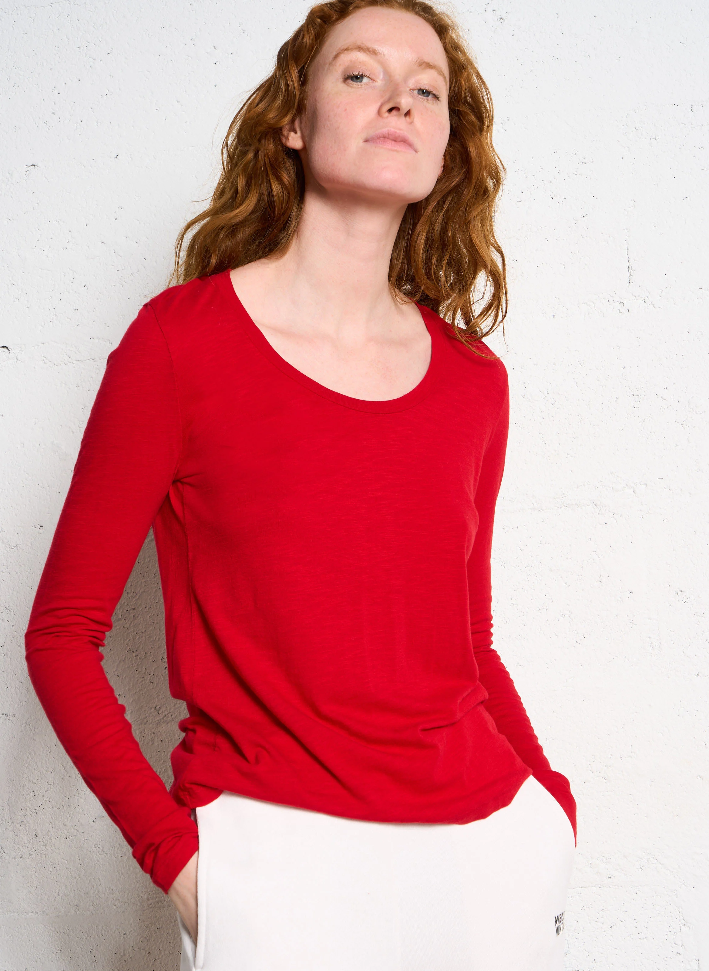 JACKSONVILLE - Tee-shirt col rond en coton mélangé | Rouge