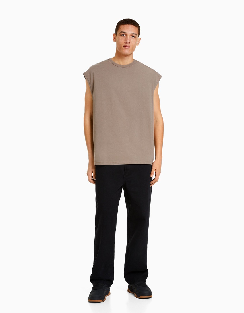 Camiseta oversized sem mangas