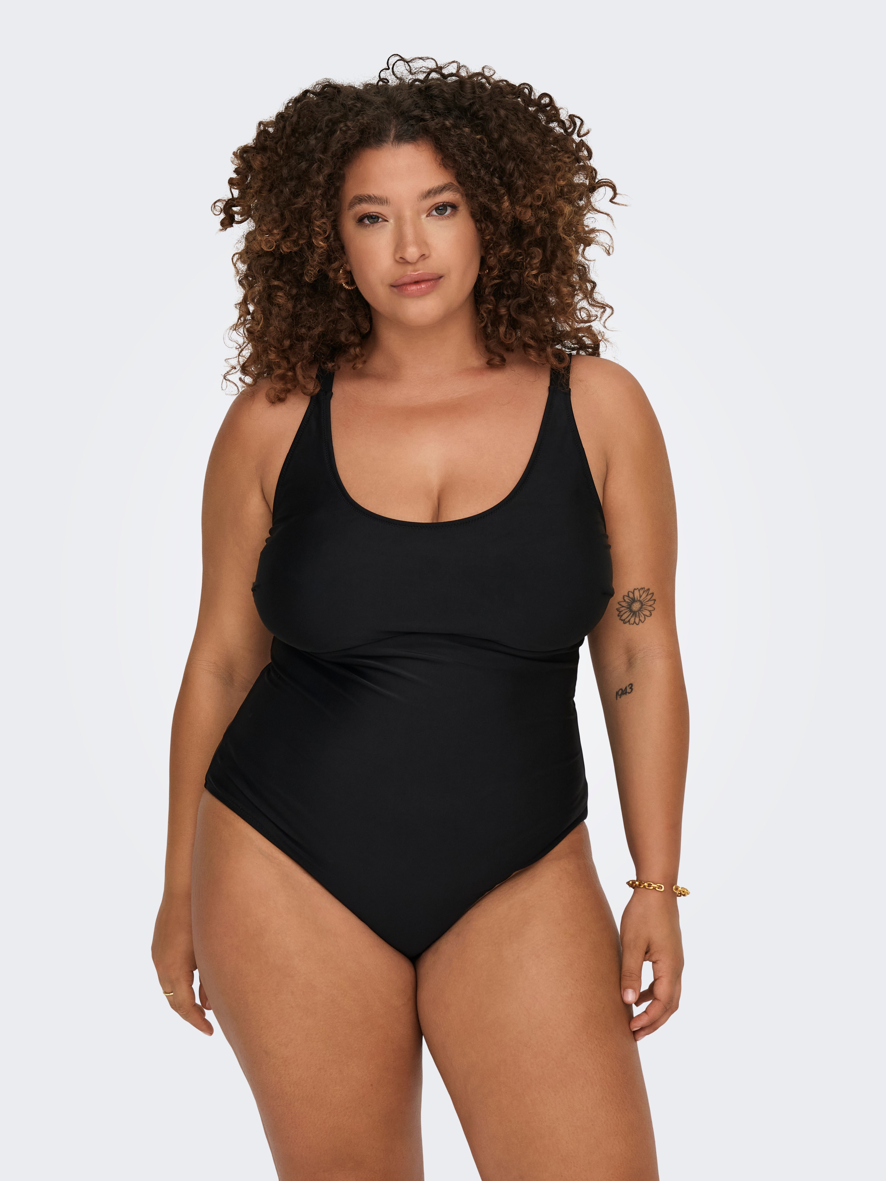 CARELIZA Badeanzug Black