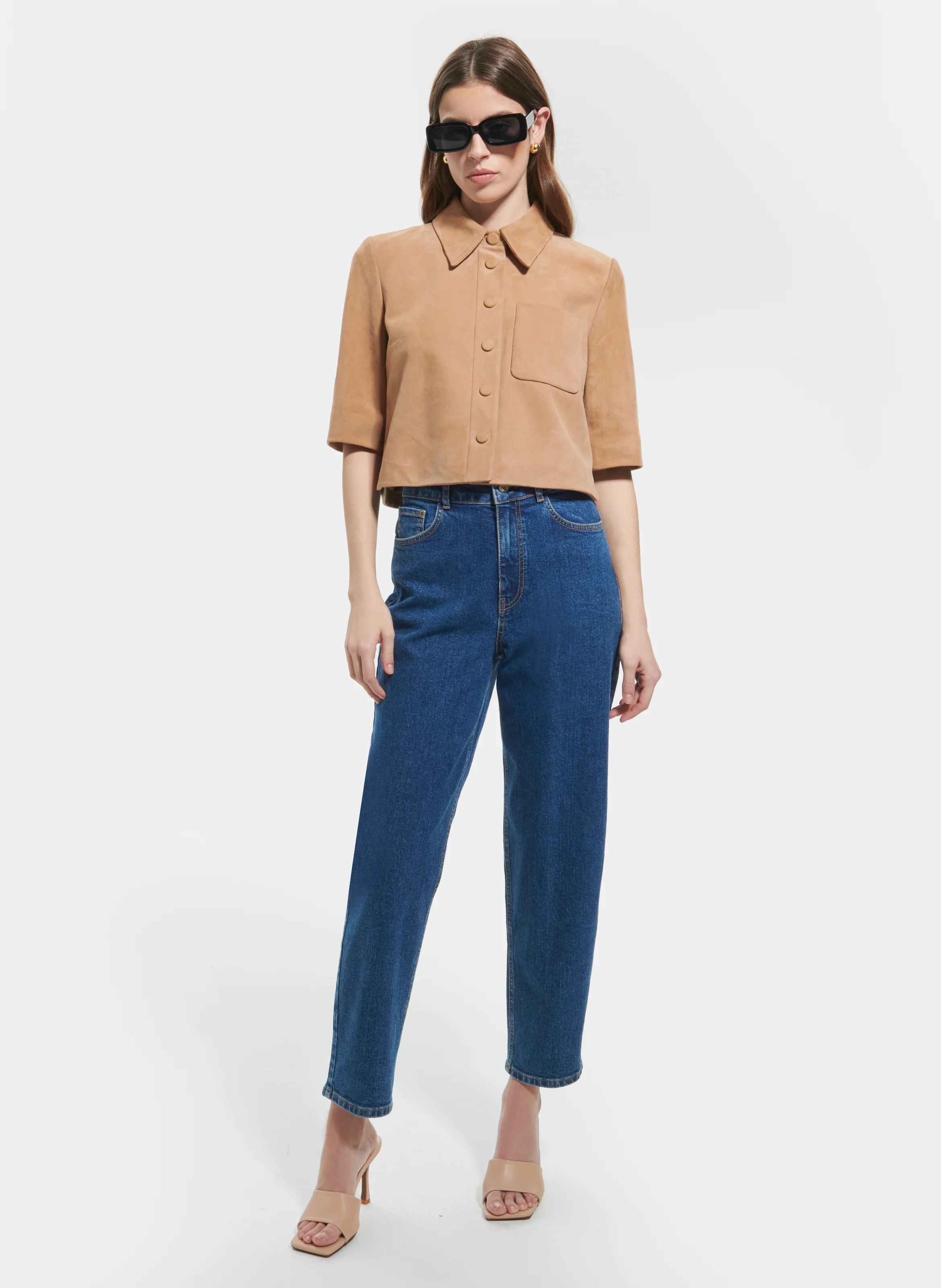 CELINA - Chemise courte droite en cuir velours | Beige