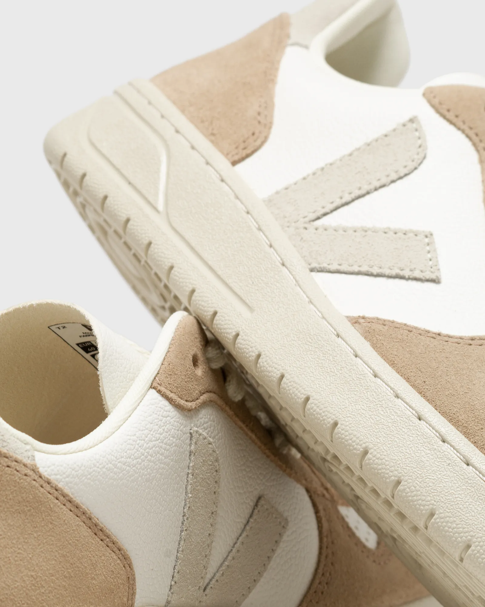 Veja V-10 CHFREE