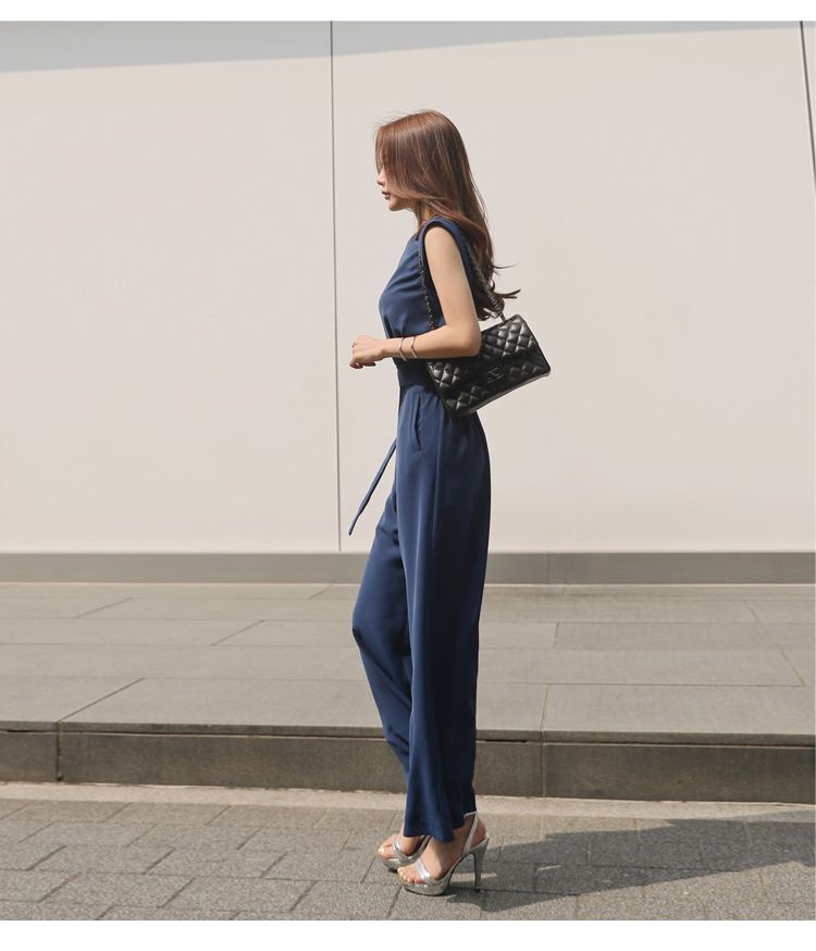 Arabesquito - Mouwloze jumpsuit met wijde pijpen