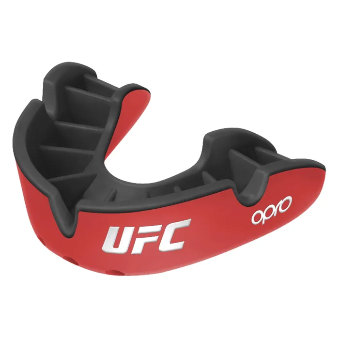 OPRO UFC Silver Superior Fit Gebitsbeschermer
