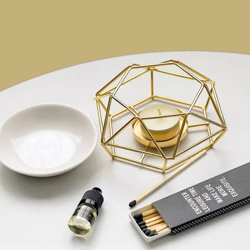 Keramik Aroma Duftlampe mit Edelstahl Teelicht Halterung - Gold / Weiss