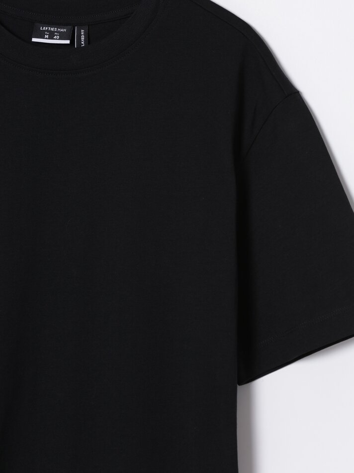 Camiseta Premium Relaxada - Preta