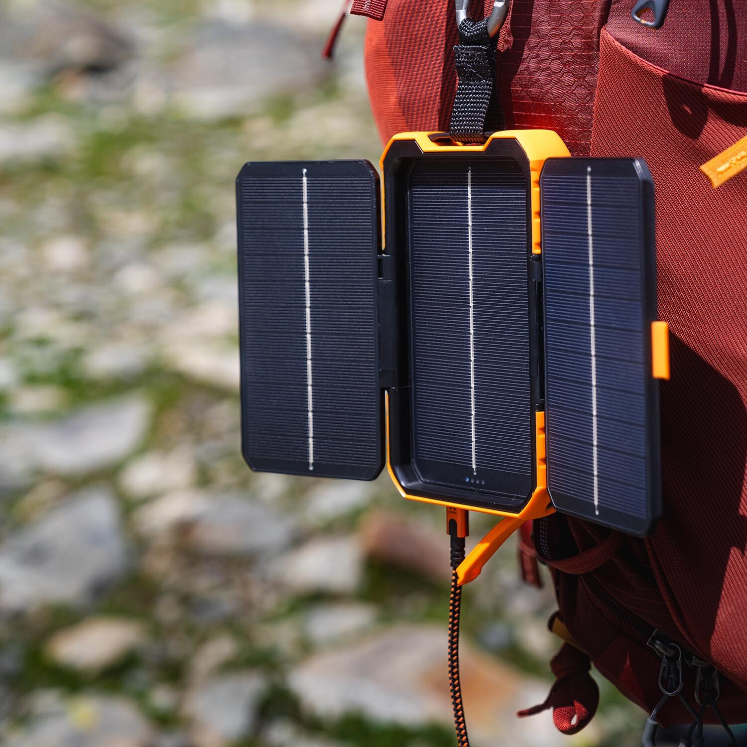 Xtorm Rugged Solar Powerbank 10000