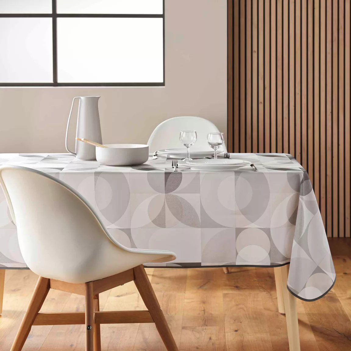 Nappe rectangulaire anti tache (150 x 240 cm) Tessouro Grise