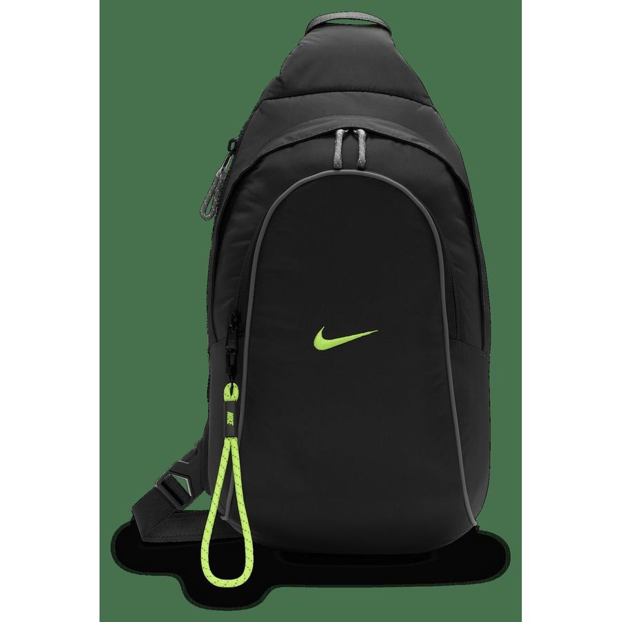 Nike Sportswear Essentials