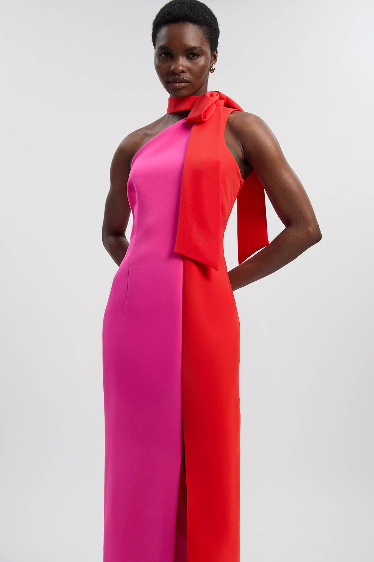 KarenMillen Robe Midi Ajustée Douce à Blocs de Couleur avec Nœud