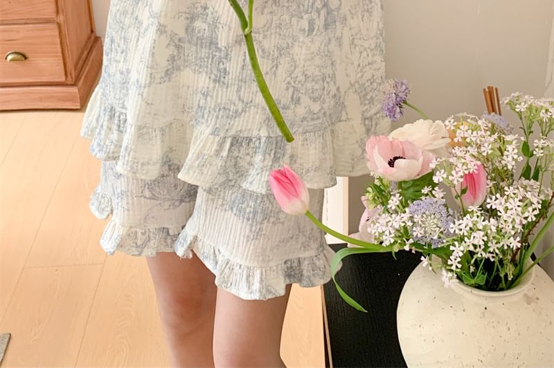 Sadelle - Pyjamajurk met korte mouwen en kantversiering / Pyjamatop met ruches / Shorts / Set