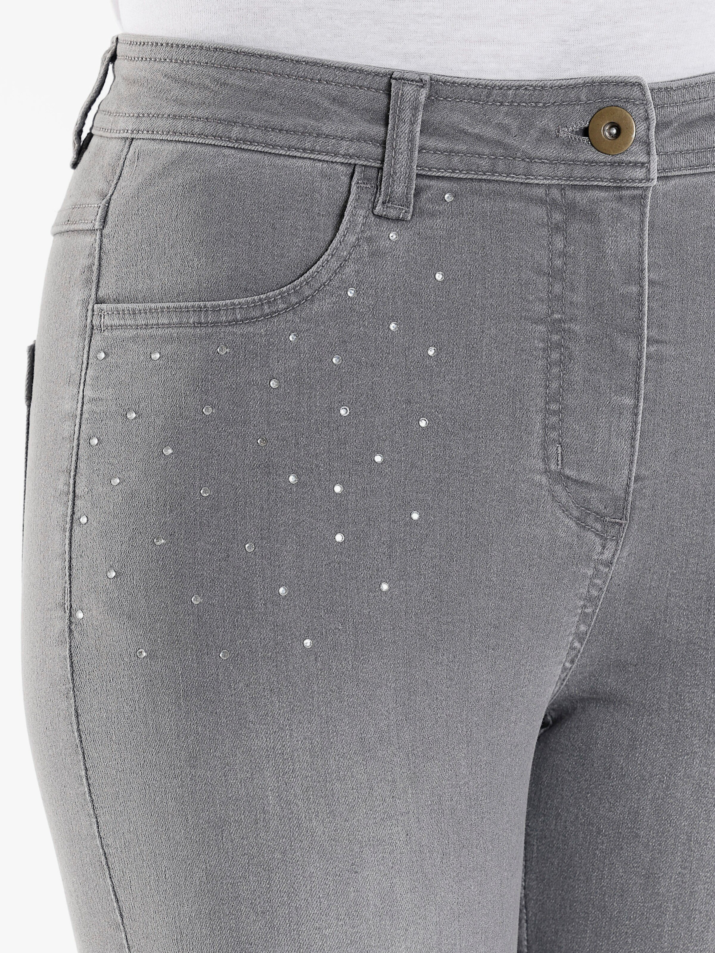 Jeans mit Glitzersteinchen