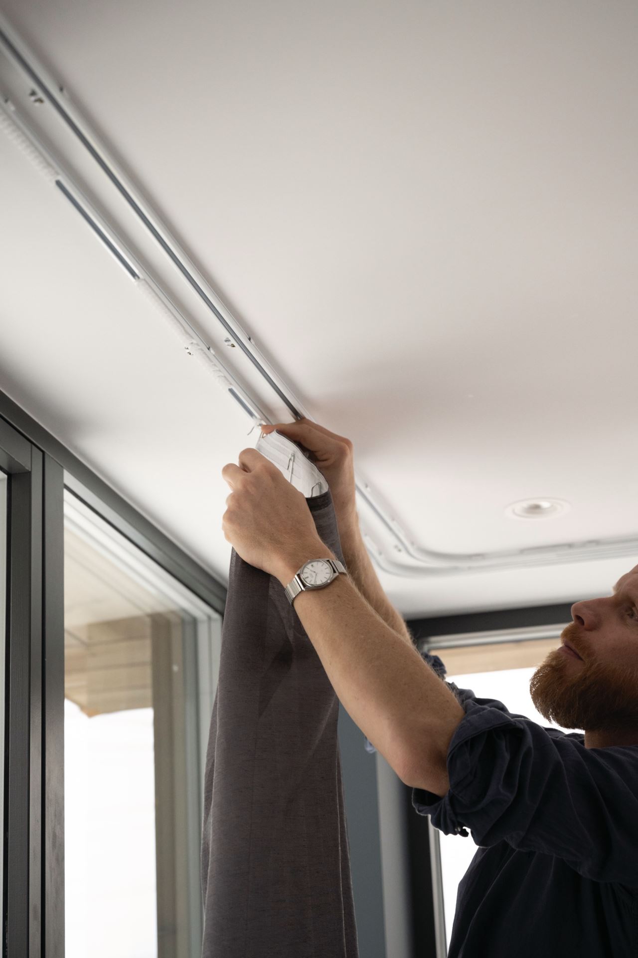U-skinne med glidere hvit - 200 cm