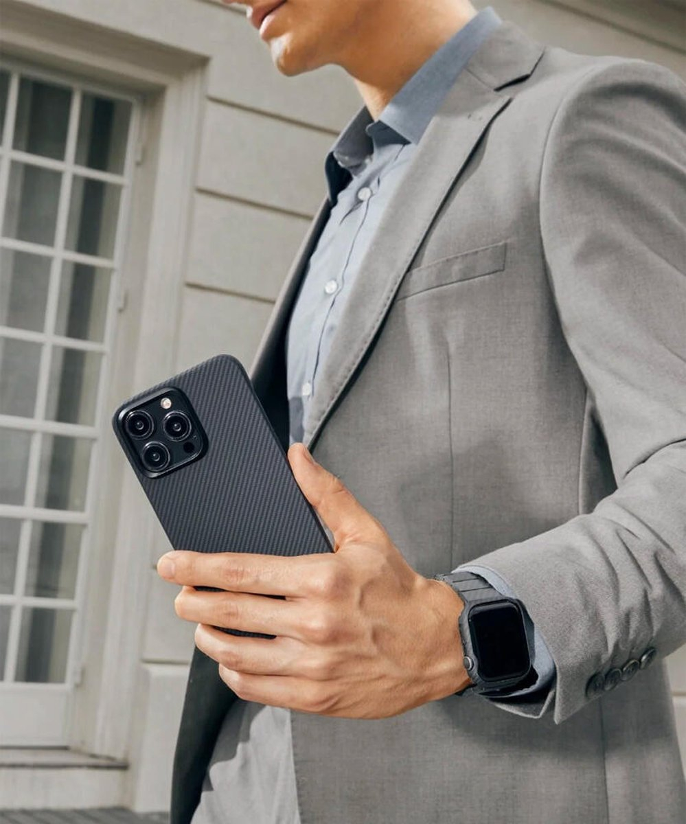 iPhone 15 Pro Max MagEZ 4 MagSafe Case Aramid Schutzhülle (KI1501PMA) - Schwarz / Grau (Carbon)