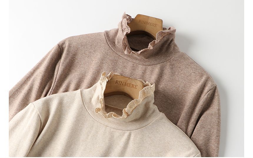 CosmoCorner - T-shirt met lange mouwen en kanten paneel en mock neck