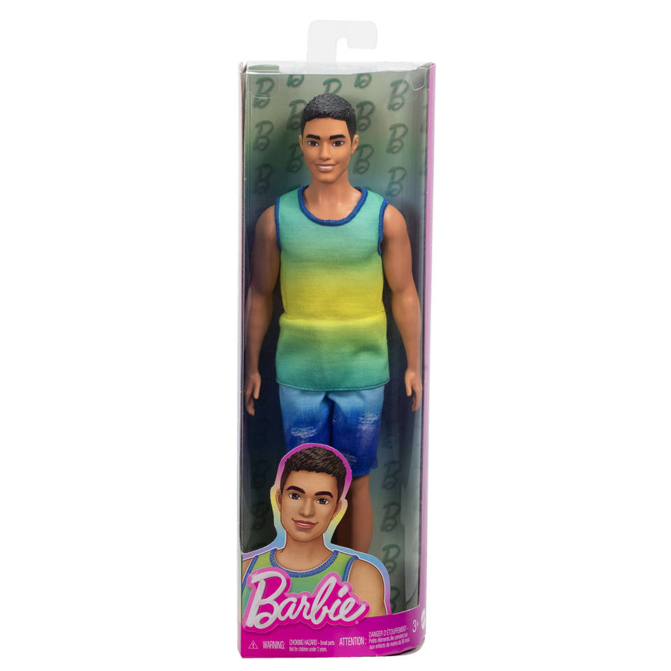 Ken fashionista pop met strandoutfit
