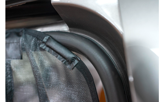 Mayr Van Schiebetürenmoskitonetz mit Magnetreißverschluss geeignet für Caddy V (kurz)/ Connect (kurz) mit Maschenweite Fine-mesh