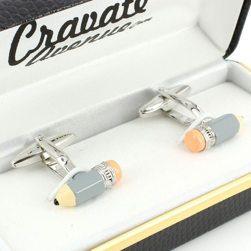 Boutons de manchette, crayons bleus