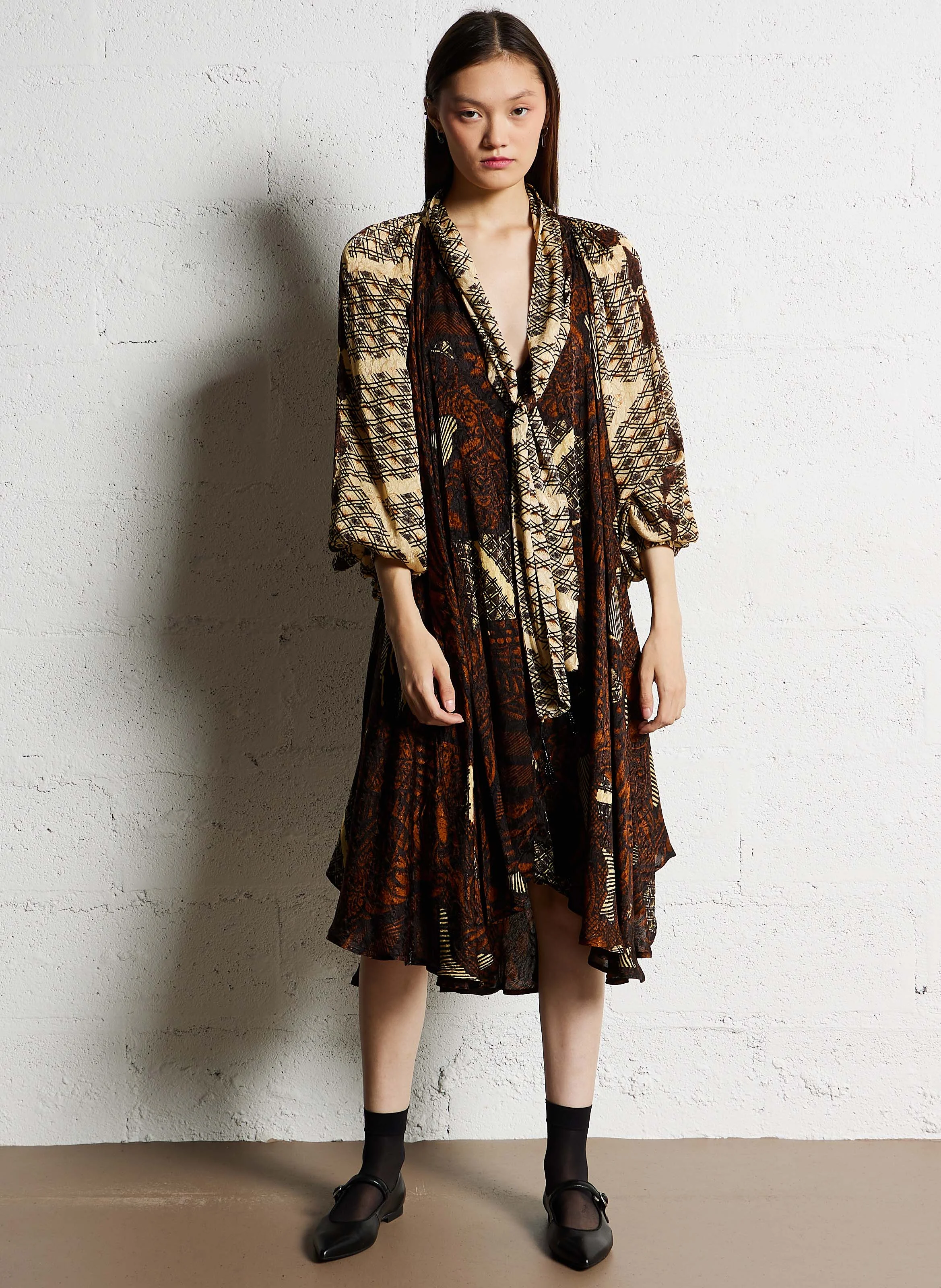 ABBEY - Robe midi col lavallière imprimée | Multicolore