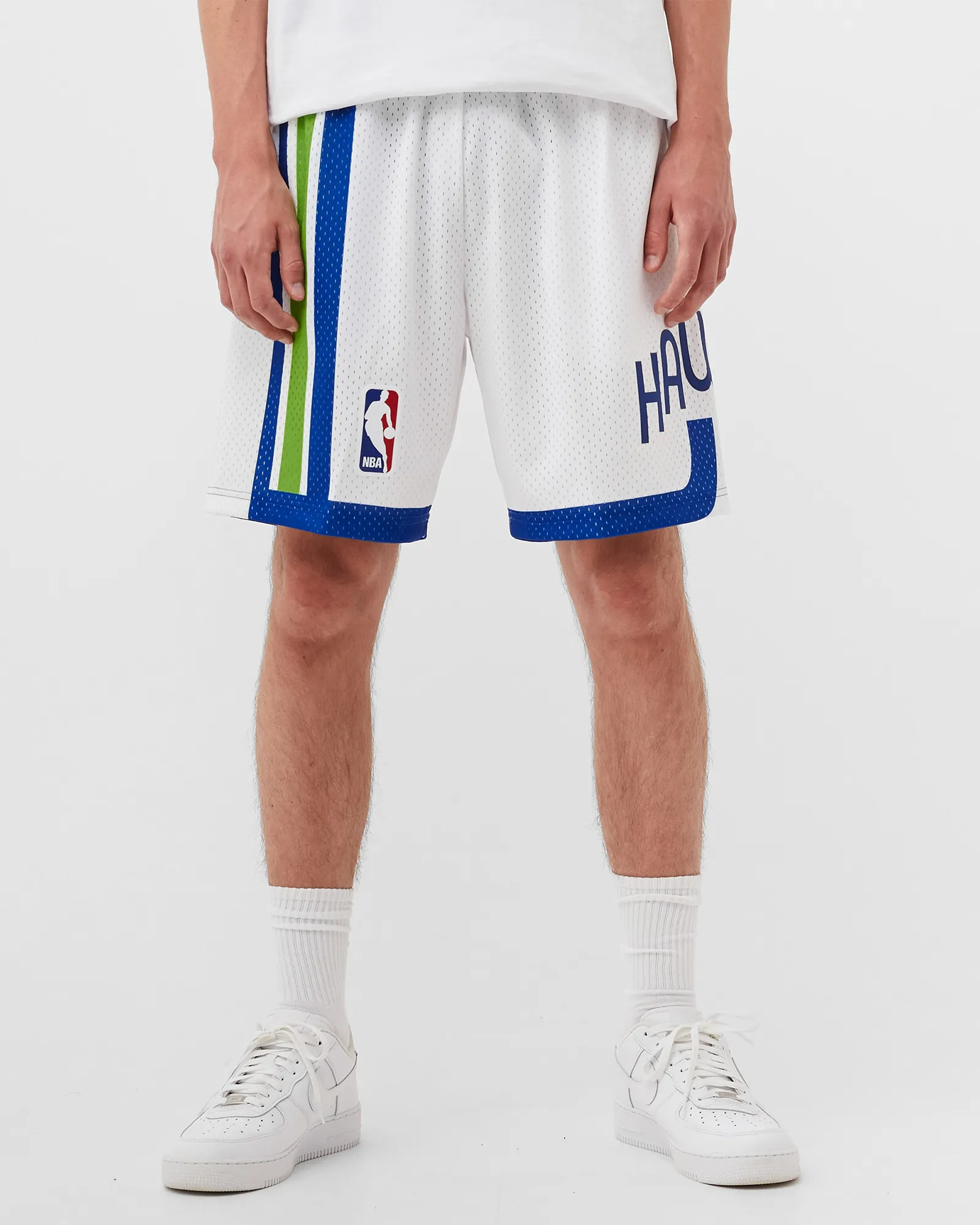 Mitchell & Ness White Swingman Shorts - Atlanta Hawks 1970-71