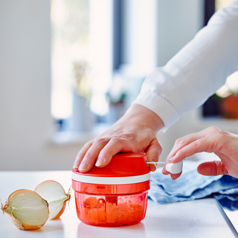 SuperSonic® Turbo inkl. Rezeptkarten Der Zwiebelschneider zum Zerkleinern im Handumdrehen!