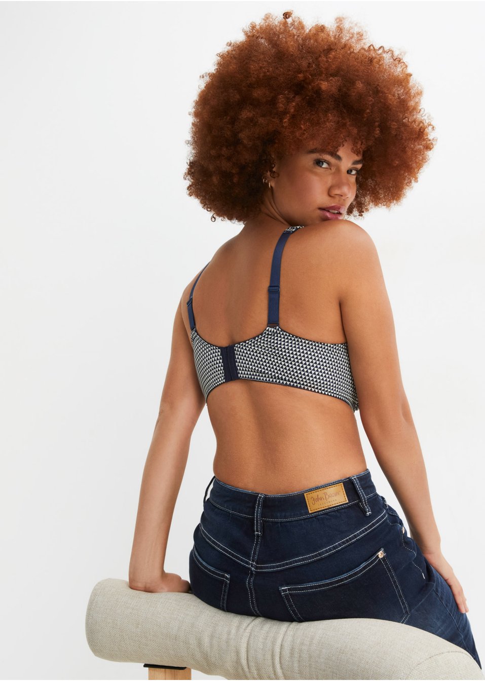 Soutien-gorge moulé minimiseur à armatures
